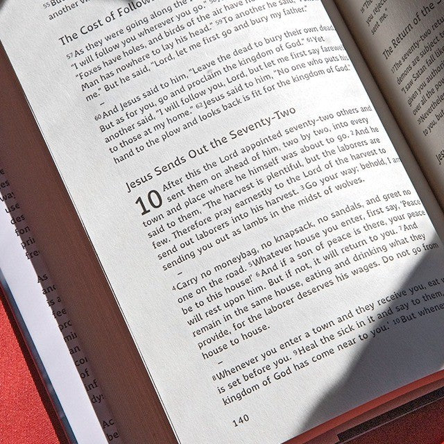 ESV Crystal New Testament - Dyslexia-Friendly, by Cambridge Bibles
