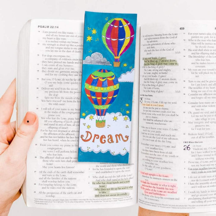 10 Images of Hope: Colouring Bookmarks With Bible Verses On The Reverse, by Jacqui Grace