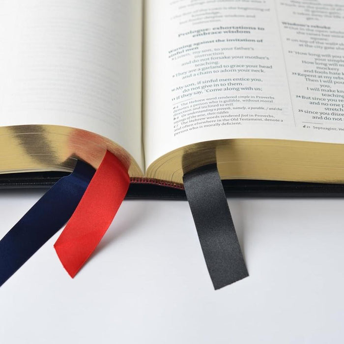 Lectern Bible, NIV Black Morocco Leather - British English Text, Anglicized Edition