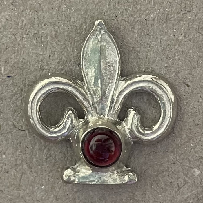 Walsingham Fleur-de-Lys Set With a Garnet Stone Pilgrim Badge, Boxed With Brief Historical Descripition