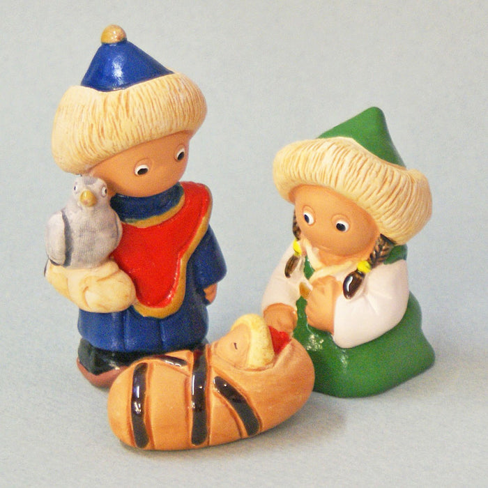 Holy Family Nativity Figures In Traditional Mongolian Costume, Handmade In Peru 8cm High